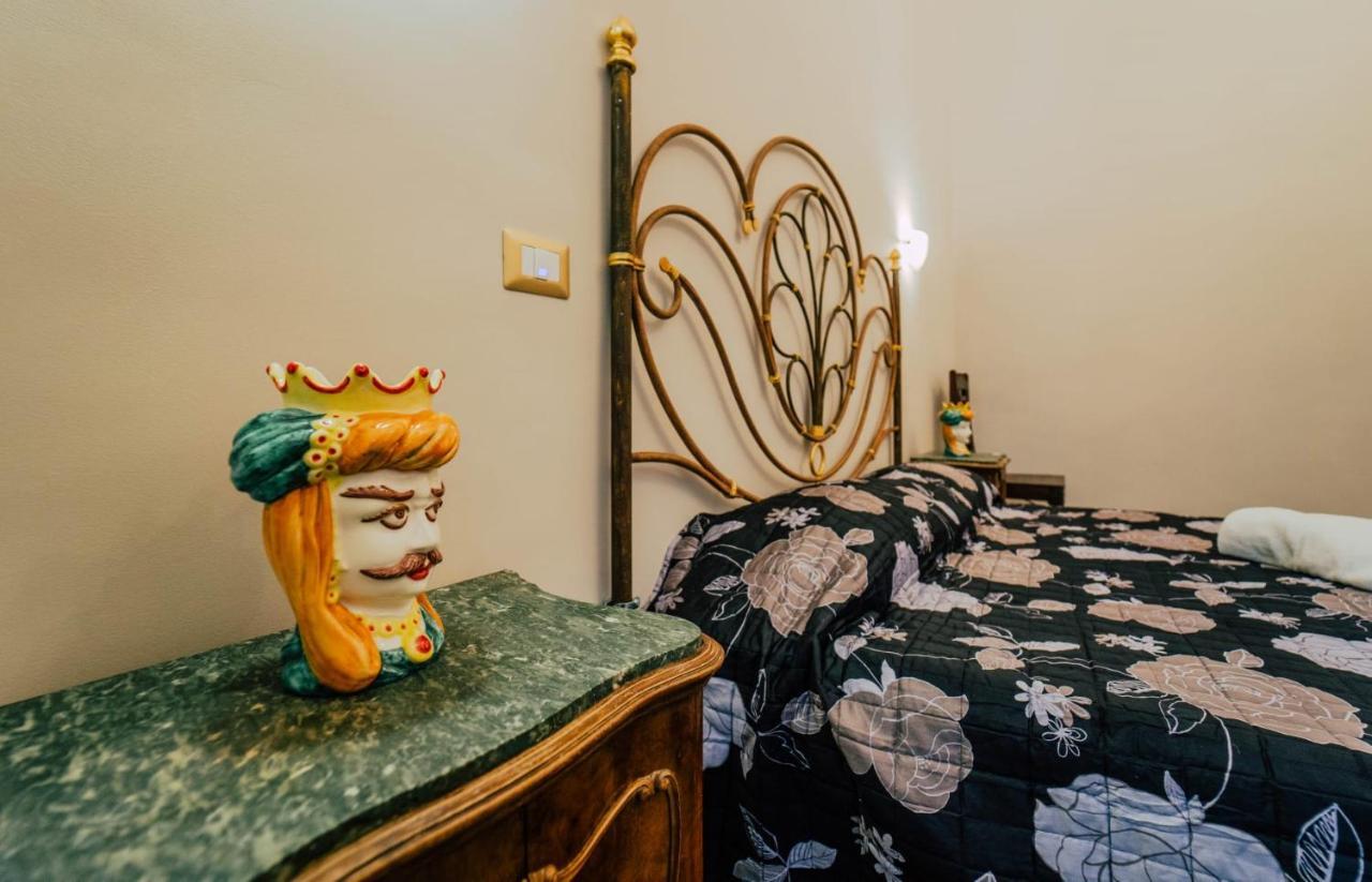 Stanze Etnea 380 Hotel คาตาเนีย ภายนอก รูปภาพ